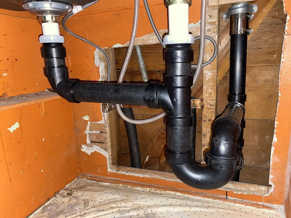 Professional Pipe Bursting equipment and tools on the job in Maiden